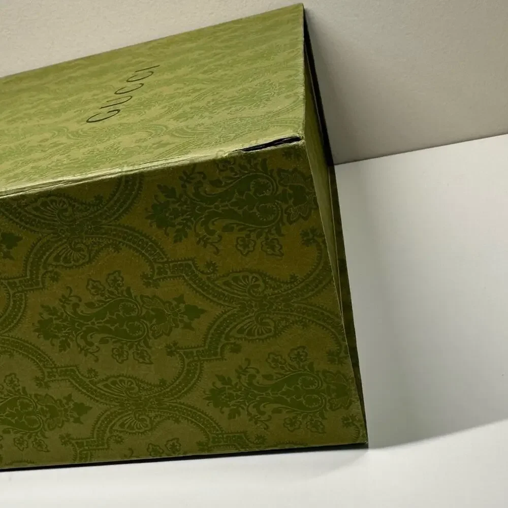 Gucci | Shoe Box | Green | 10.9 W x 14.25 H x 4.75 D inch